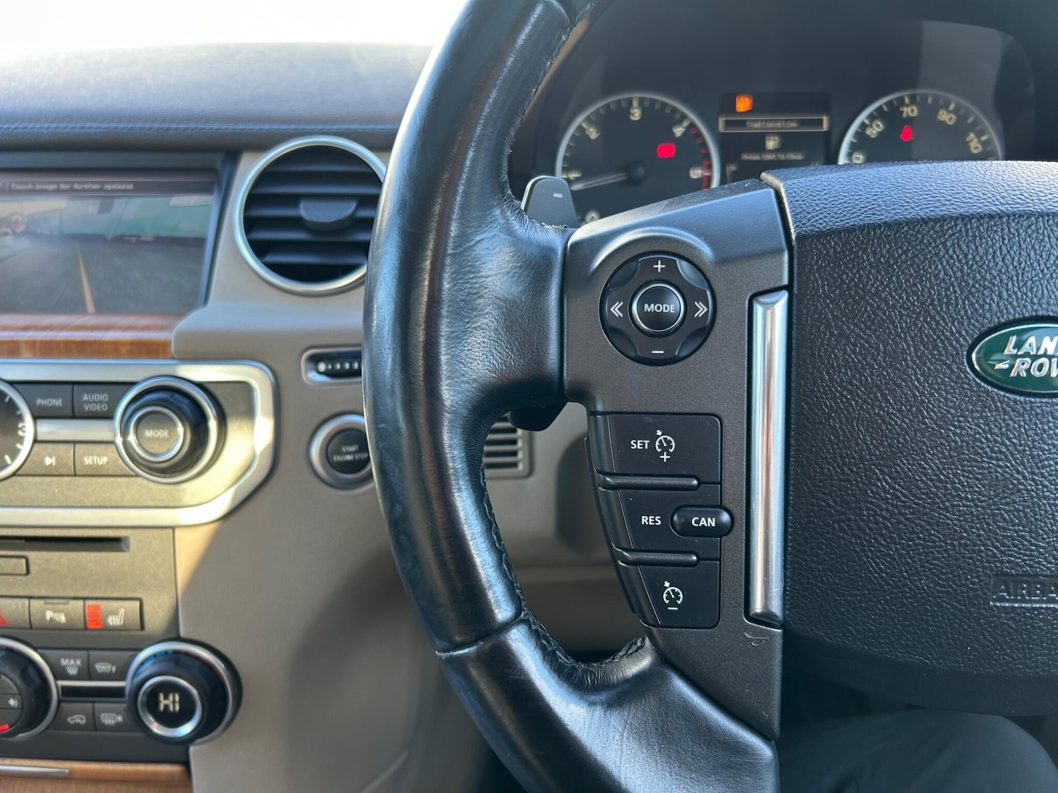 Used Land Rover Discovery 2011 for sale - 77377385: Photo 44