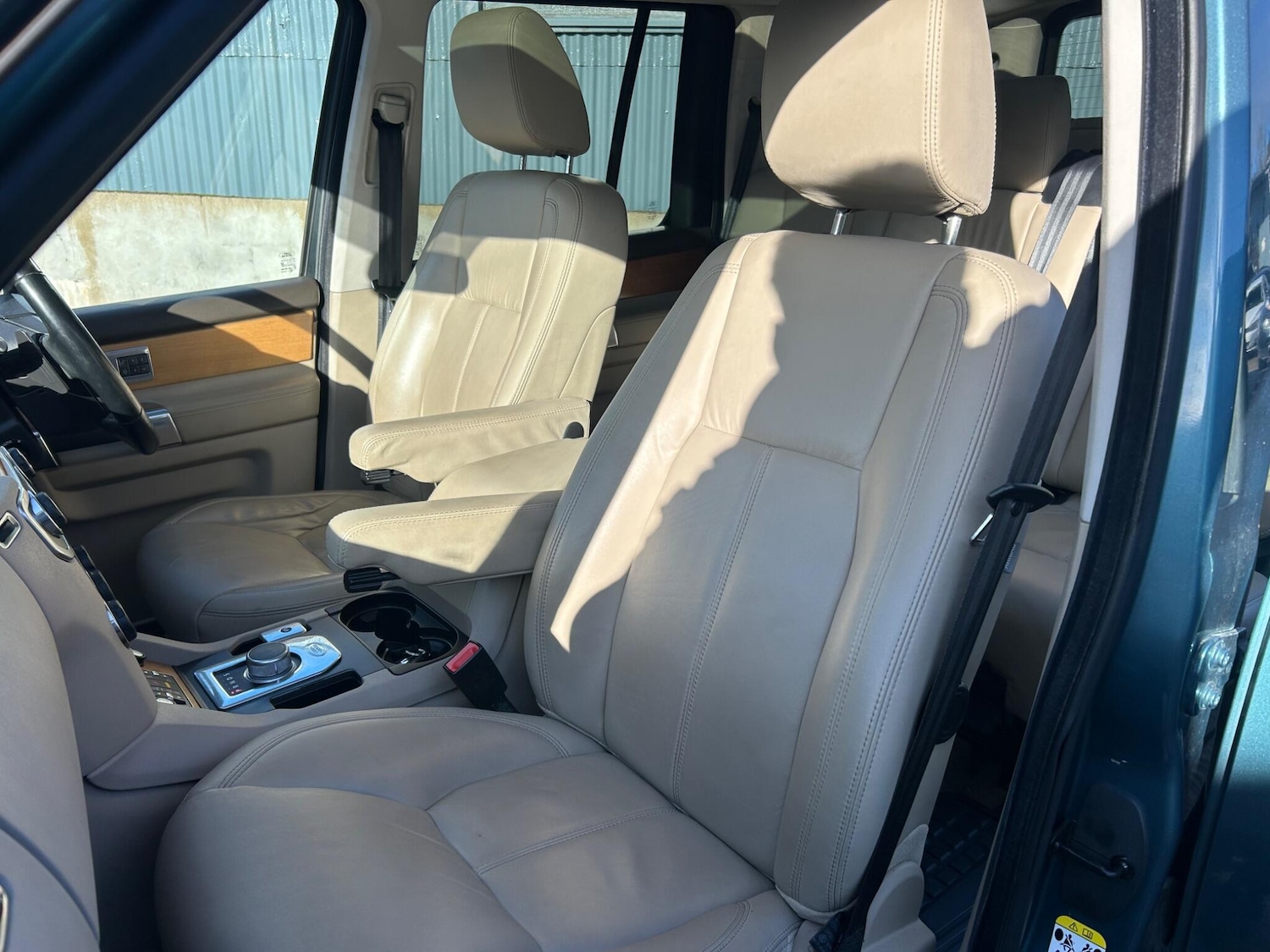 Used Land Rover Discovery 2011 for sale - 77377385: Photo 57