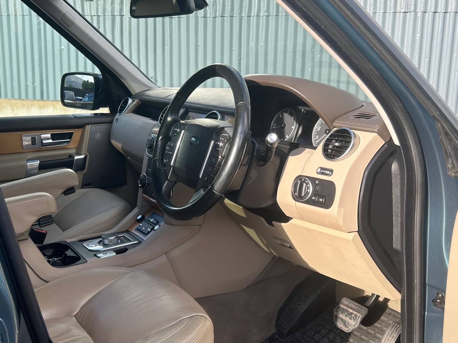 Used Land Rover Discovery 2011 for sale - 77377385: Photo 60