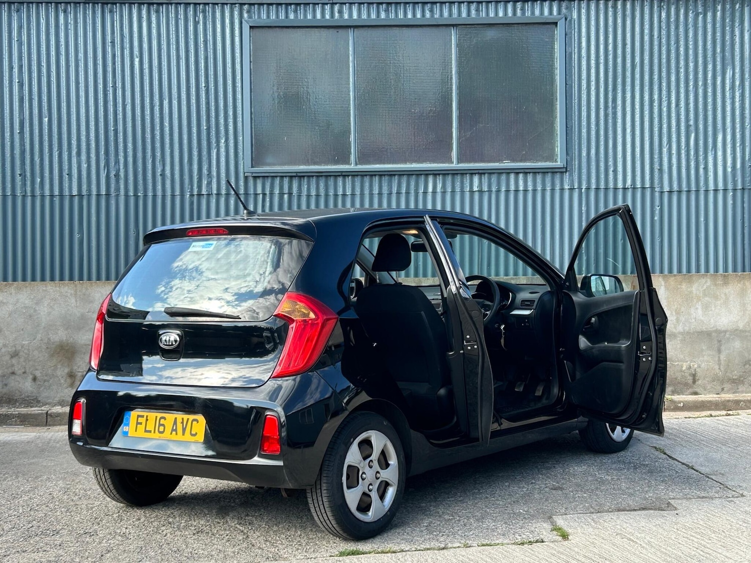 Used Kia Picanto 2016 for sale - 77203882: Photo 16