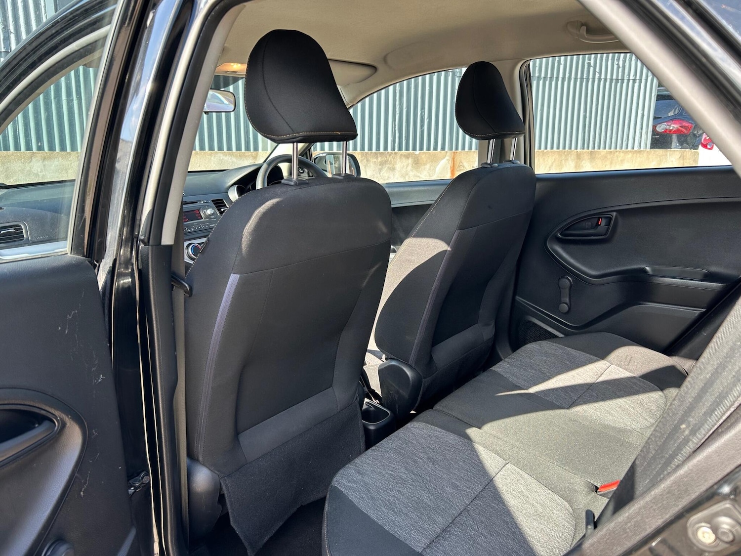 Used Kia Picanto 2016 for sale - 77203882: Photo 26