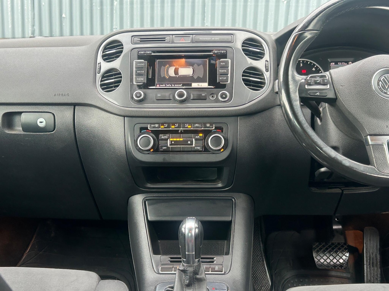 Used Volkswagen Tiguan 2013 for sale - 77550644: Photo 23