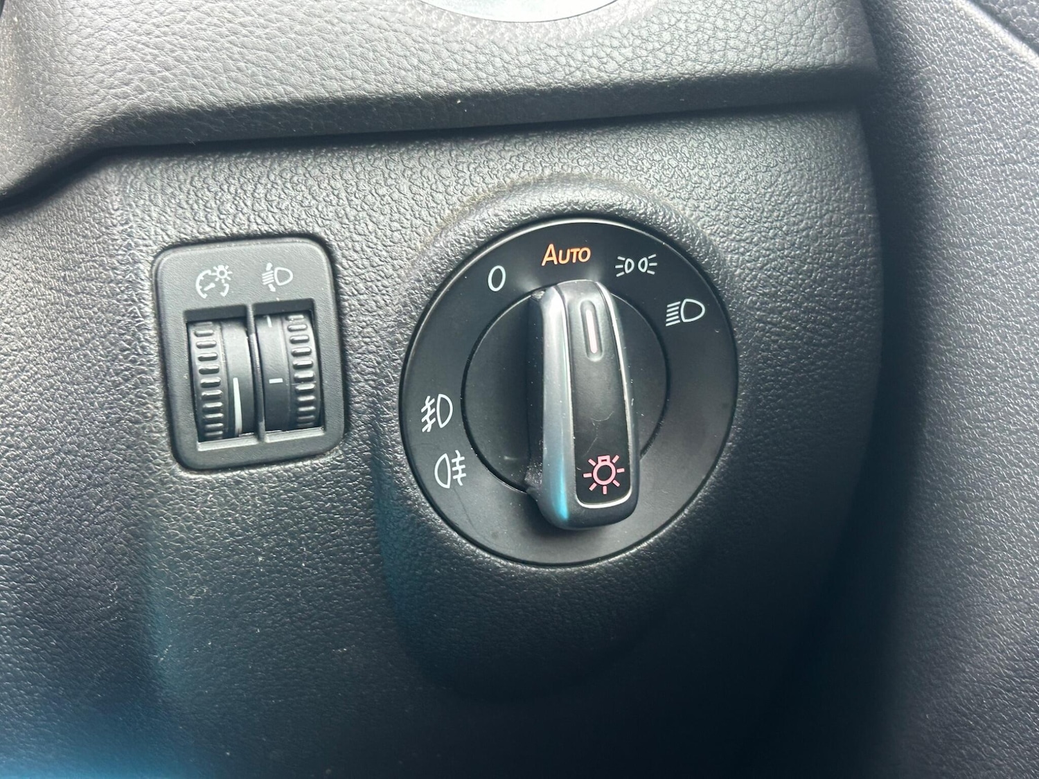 Used Volkswagen Tiguan 2013 for sale - 77550644: Photo 35