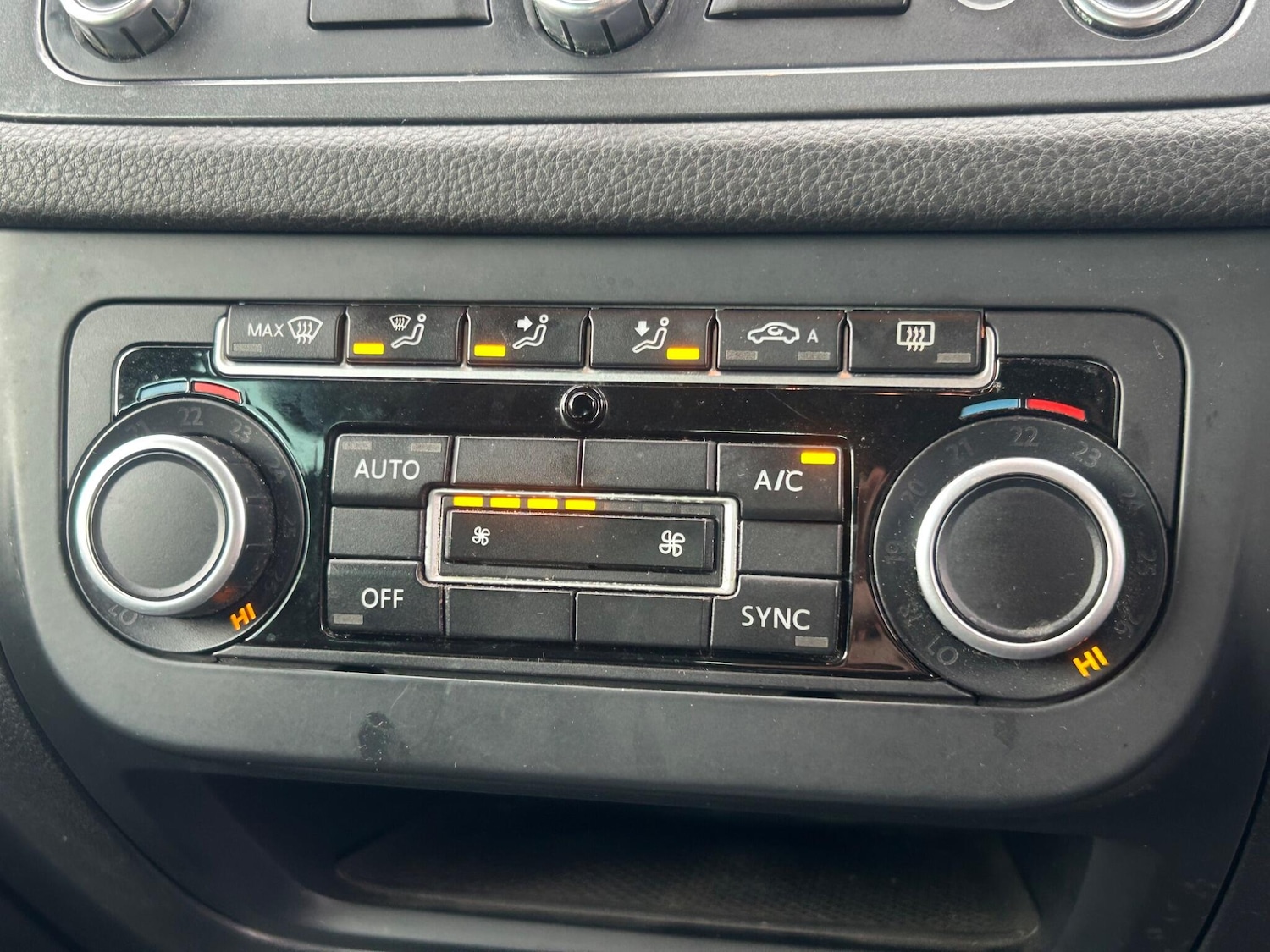 Used Volkswagen Tiguan 2013 for sale - 77550644: Photo 40