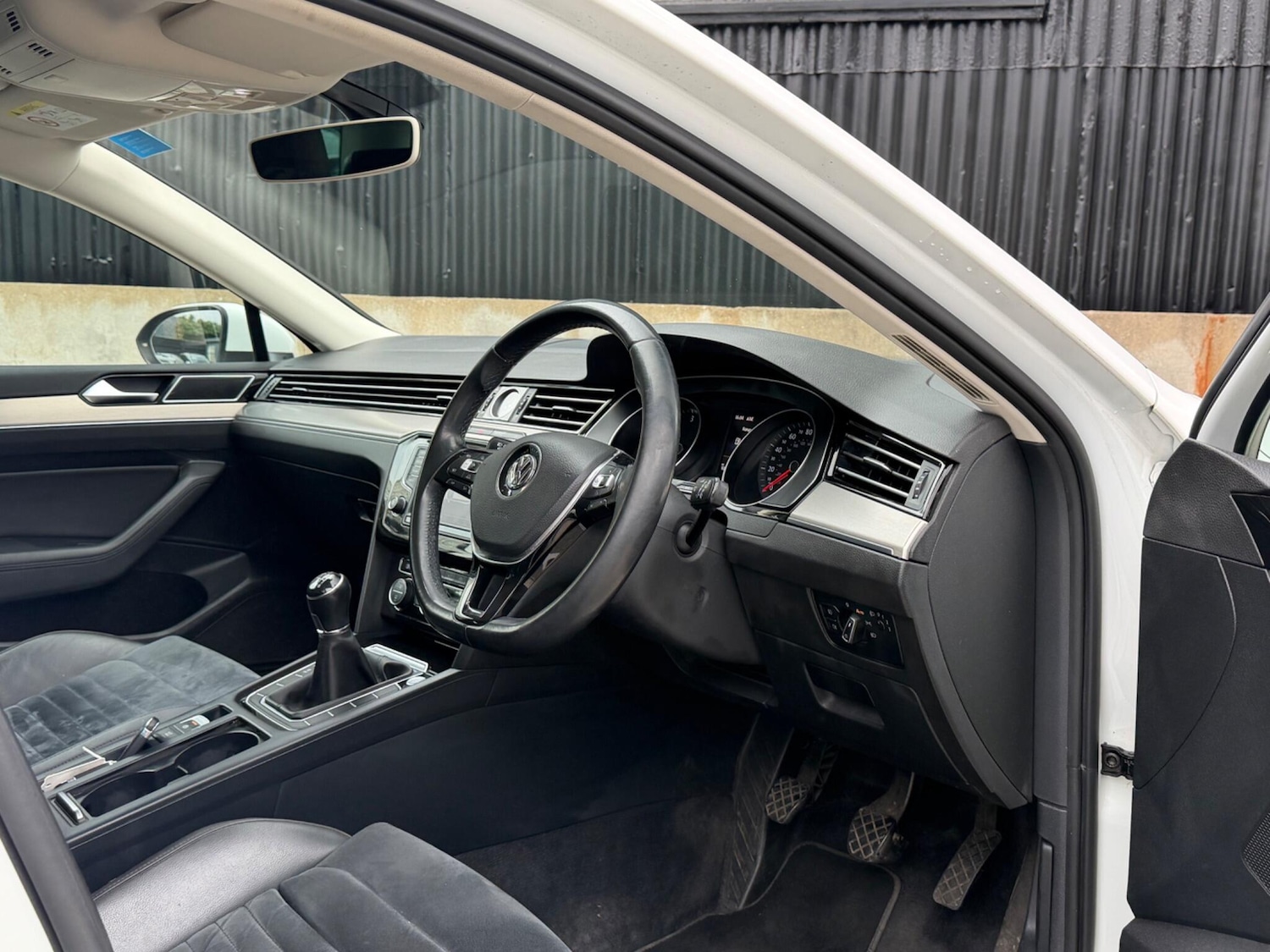 Used Volkswagen Passat 2015 for sale - 78100530: Photo 15