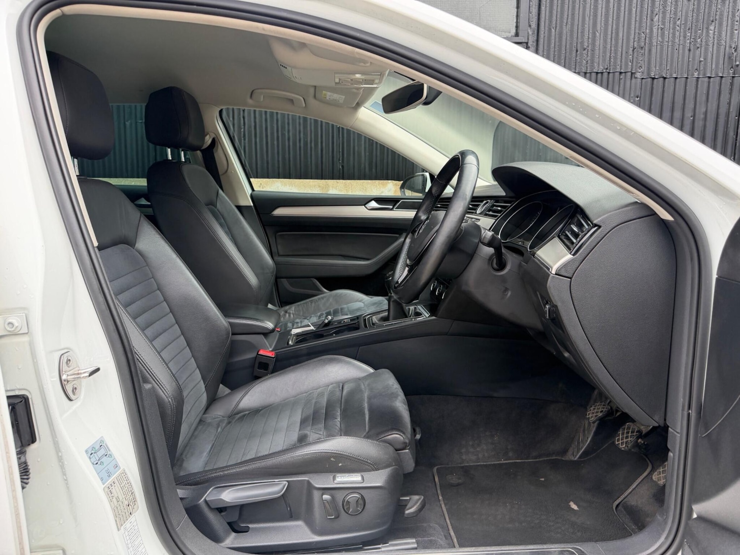 Used Volkswagen Passat 2015 for sale - 78100530: Photo 22