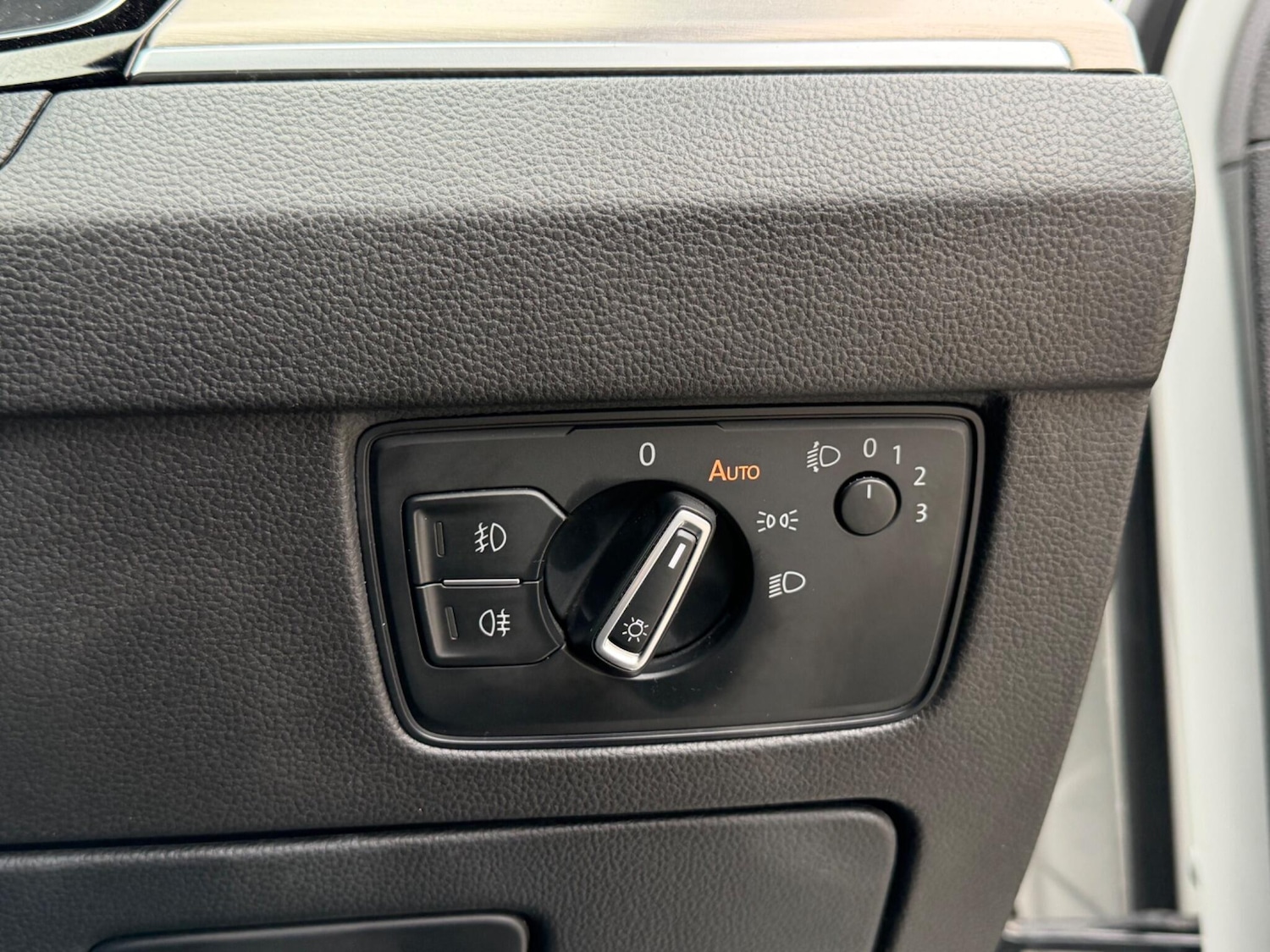 Used Volkswagen Passat 2015 for sale - 78100530: Photo 31