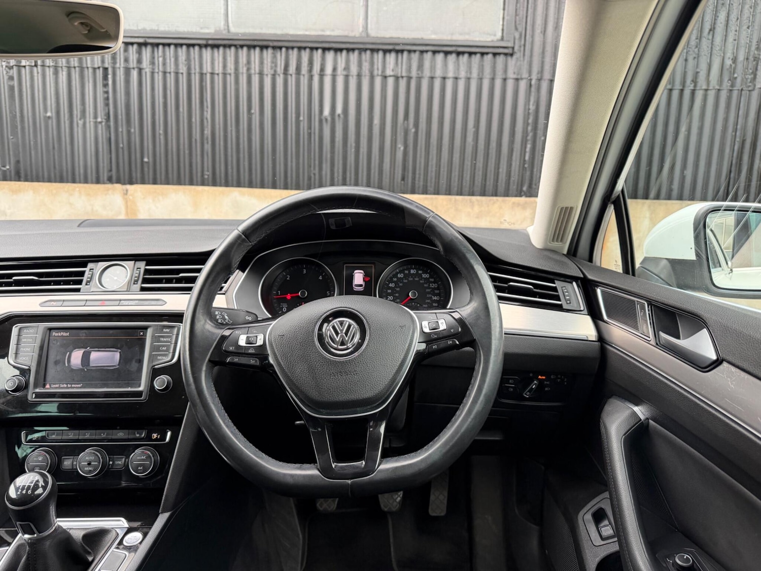 Used Volkswagen Passat 2015 for sale - 78100530: Photo 44