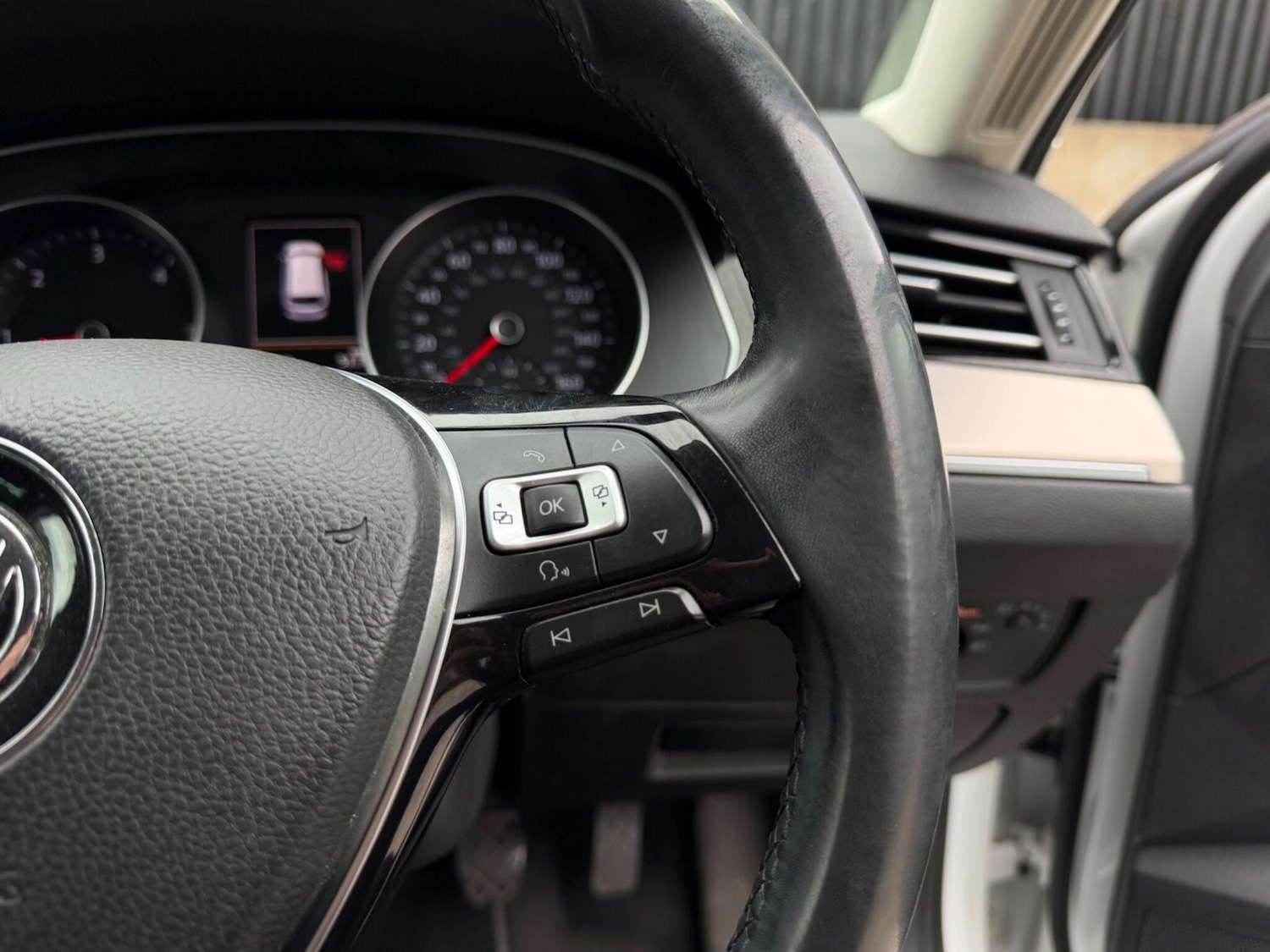 Used Volkswagen Passat 2015 for sale - 78100530: Photo 50