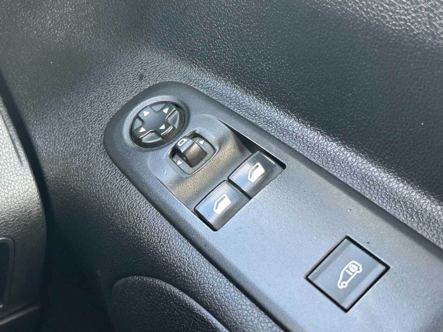 Used Vauxhall Combo for sale - 77573949: Photo 20