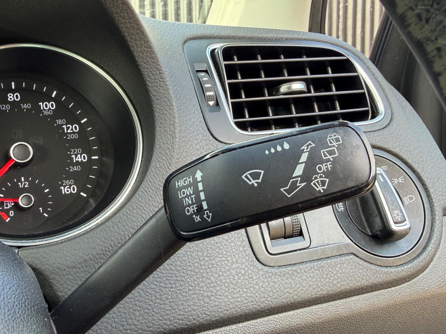 Used Volkswagen Polo 2016 for sale - 78047156: Photo 25