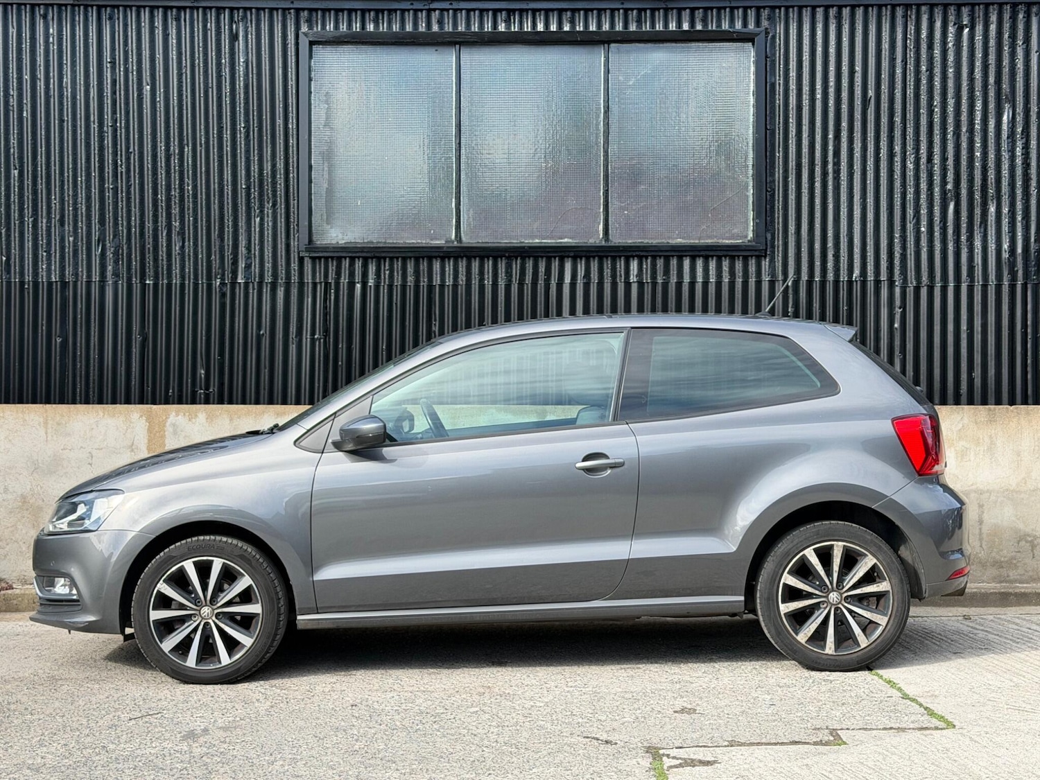 Used Volkswagen Polo 2016 for sale - 78047156: Photo 6