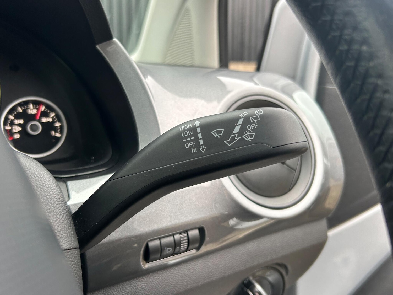 Used SEAT Mii for sale - 77808775: Photo 28