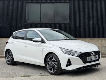 Used Hyundai i20 2023 for sale - 79498136: Photo