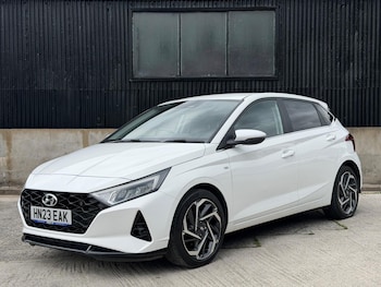 Used Hyundai i20 2023 for sale - 79498136: Photo