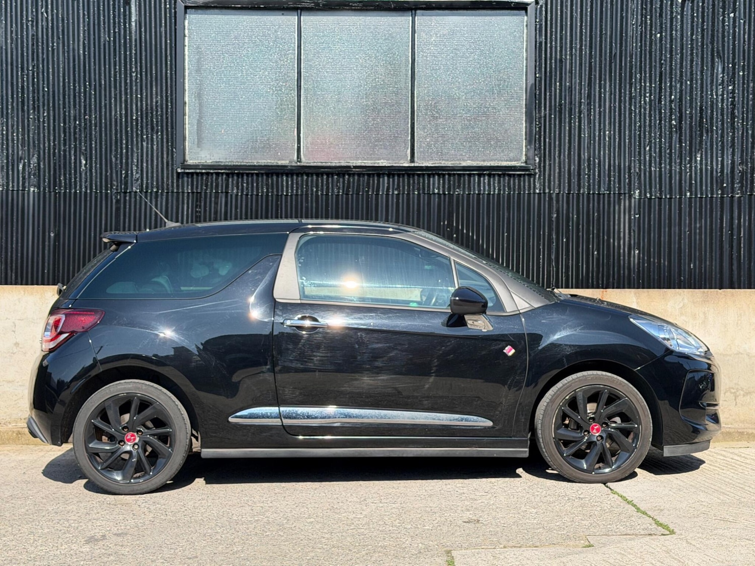 Used DS Automobiles DS 3 2017 for sale - 77970475: Photo 11