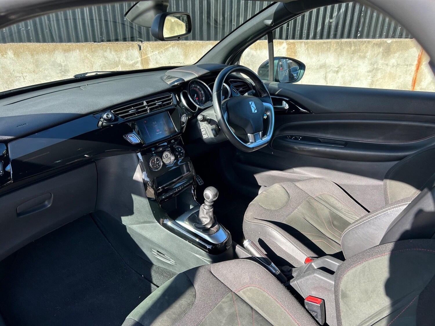 Used DS Automobiles DS 3 2017 for sale - 77970475: Photo 19