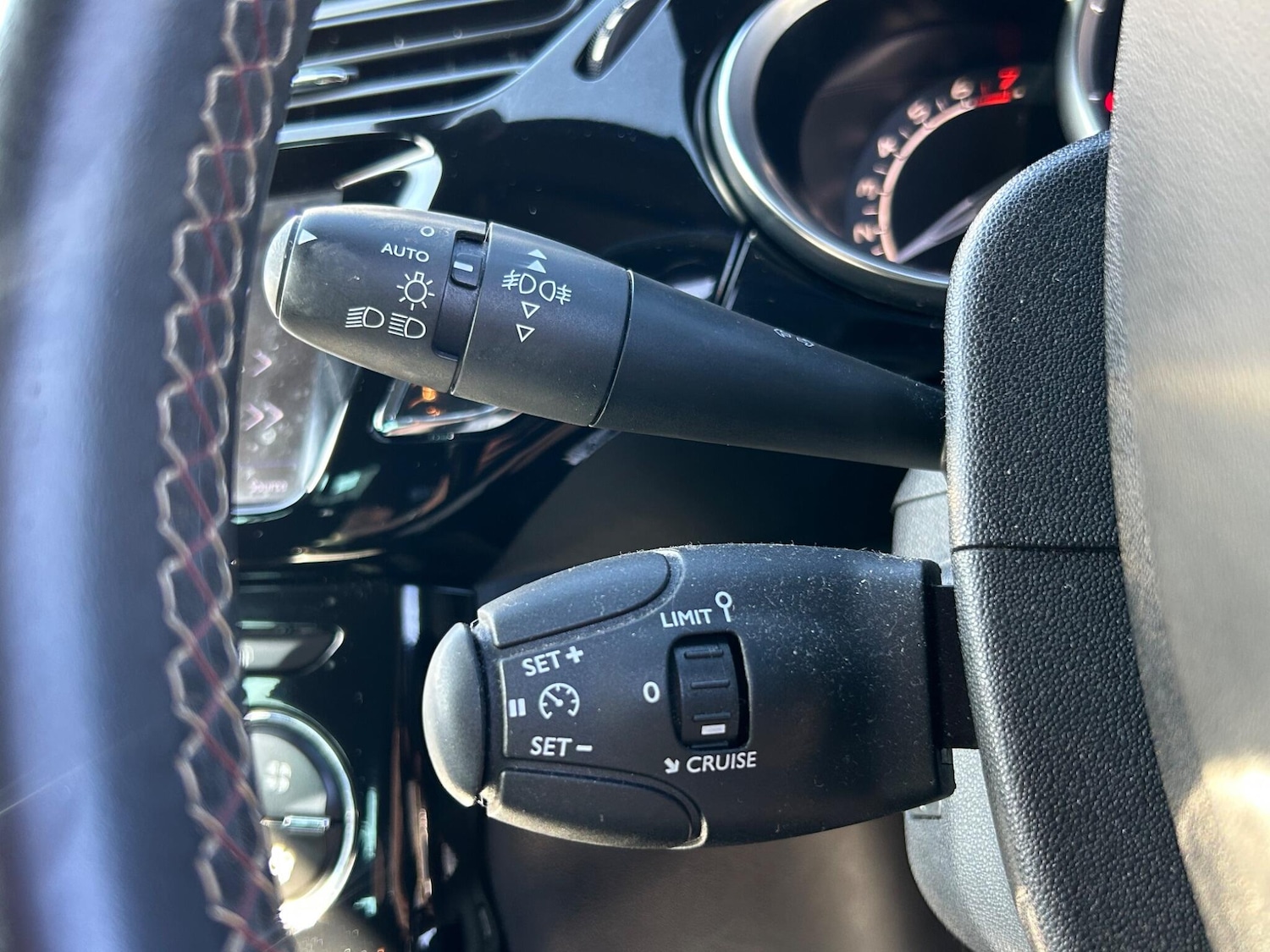 Used DS Automobiles DS 3 2017 for sale - 77970475: Photo 28