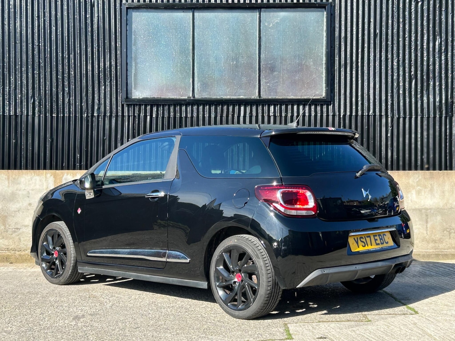 Used DS Automobiles DS 3 2017 for sale - 77970475: Photo 4