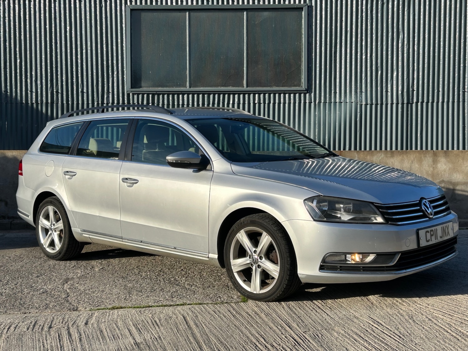 Used Volkswagen Passat 2011 for sale - 76205741: Photo 1