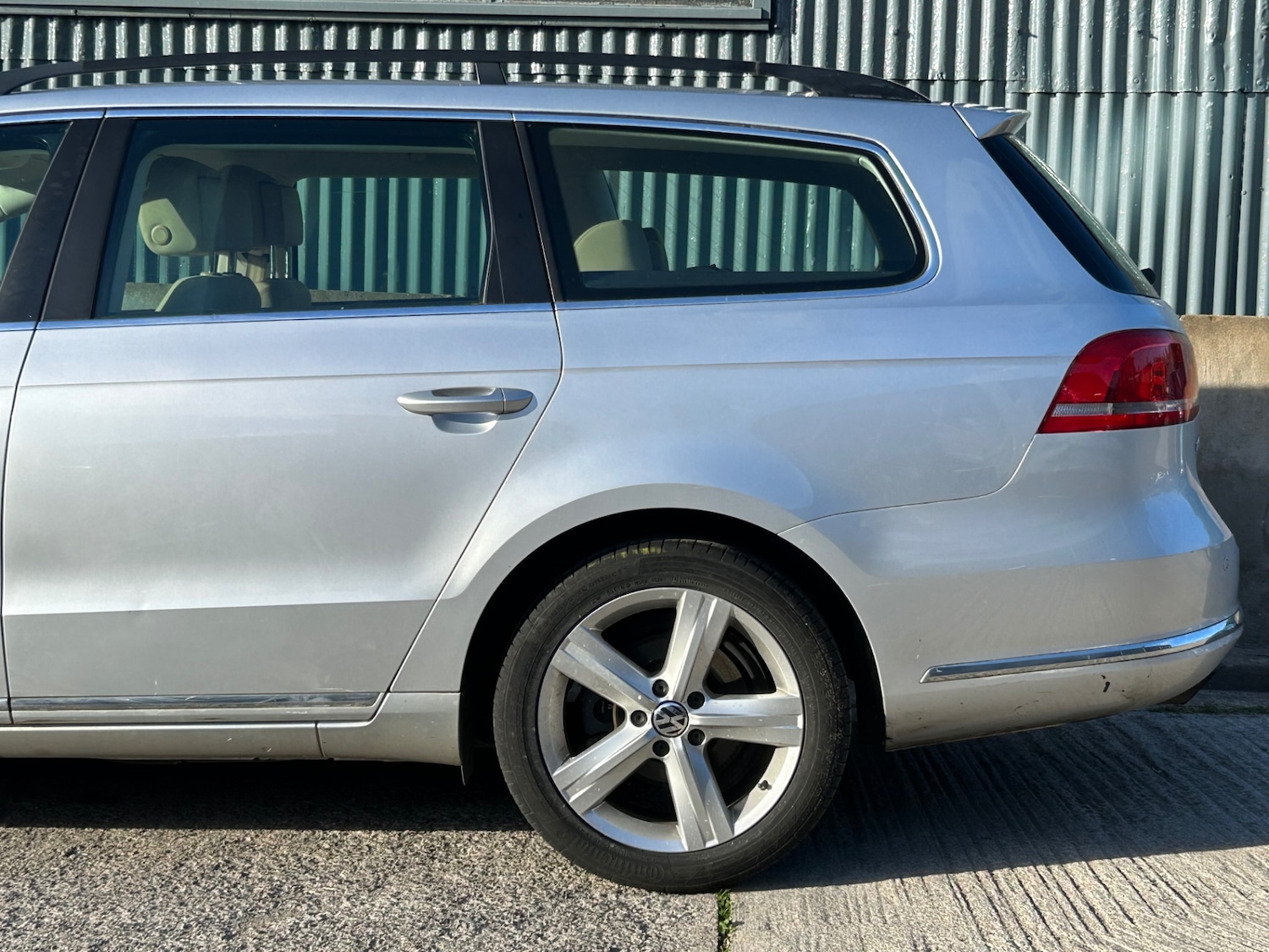 Used Volkswagen Passat 2011 for sale - 76205741: Photo 10