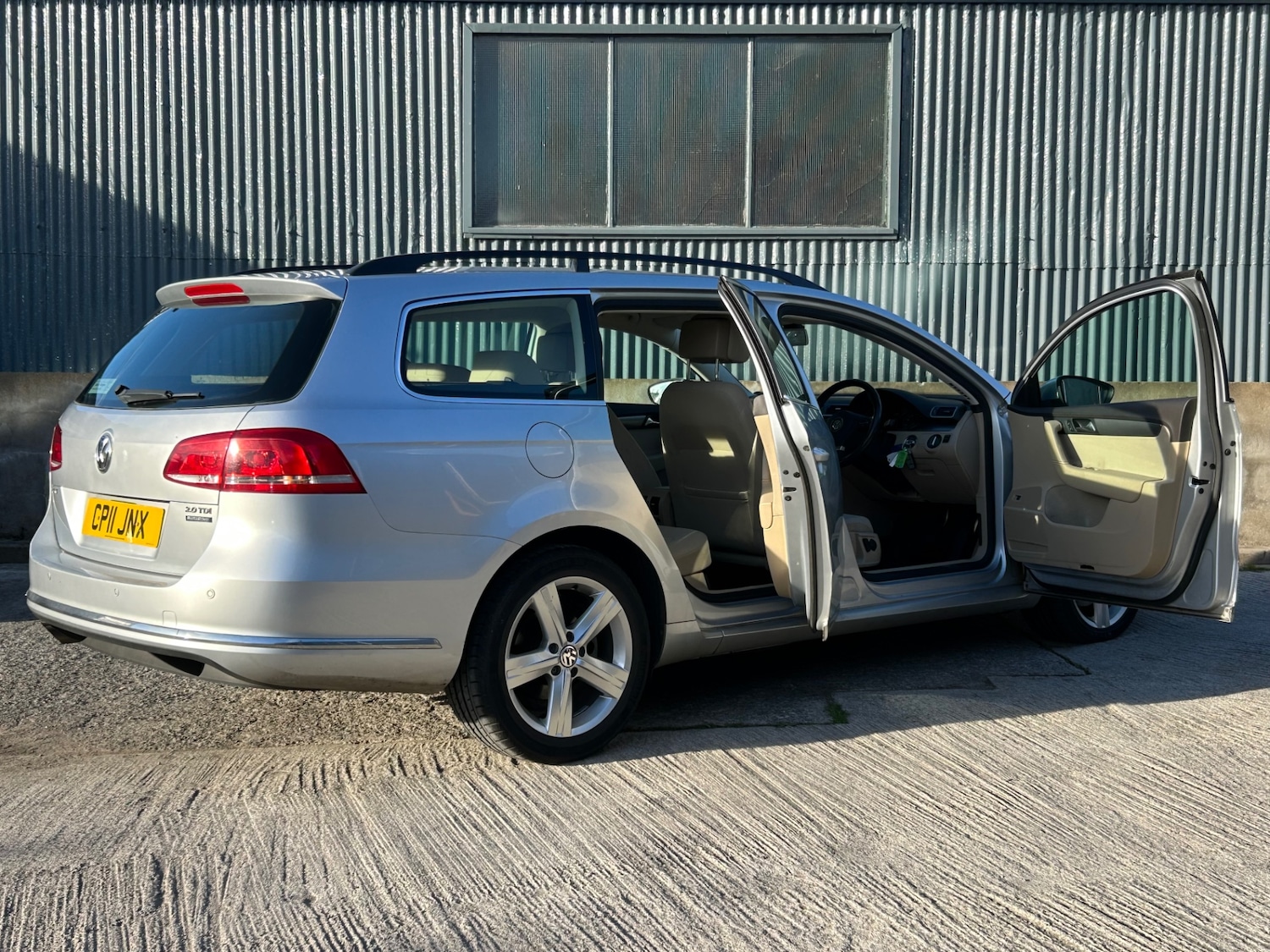 Used Volkswagen Passat 2011 for sale - 76205741: Photo 18