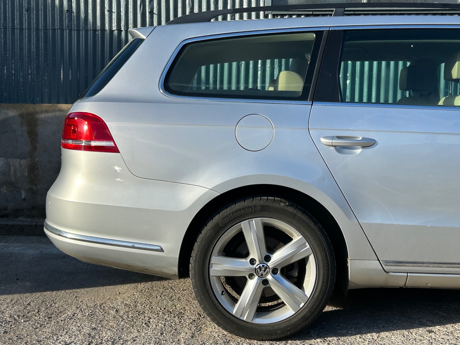 Used Volkswagen Passat 2011 for sale - 76205741: Photo 19