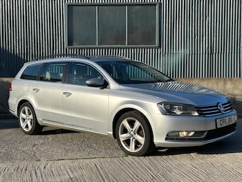 Volkswagen - Passat