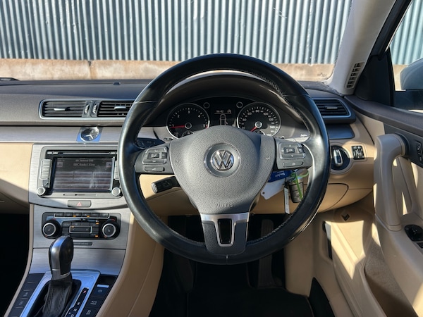 Used Volkswagen Passat 2011 for sale - 76205741: Photo 23