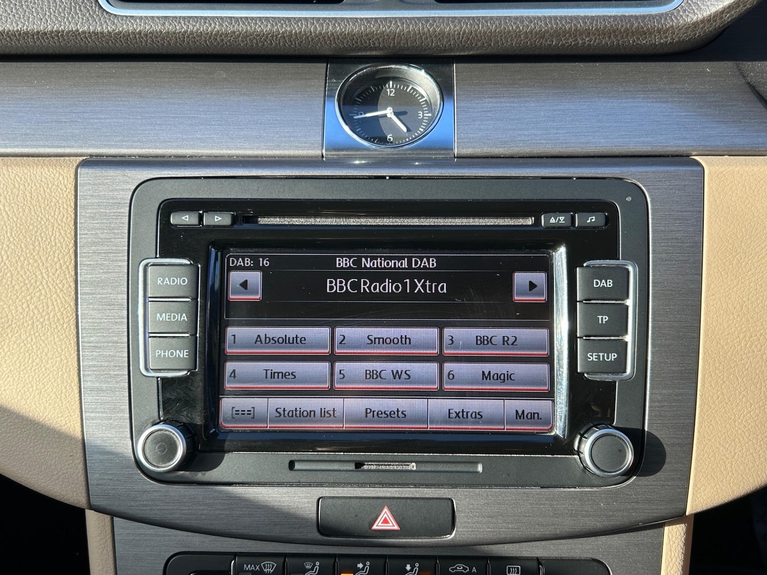 Used Volkswagen Passat 2011 for sale - 76205741: Photo 26