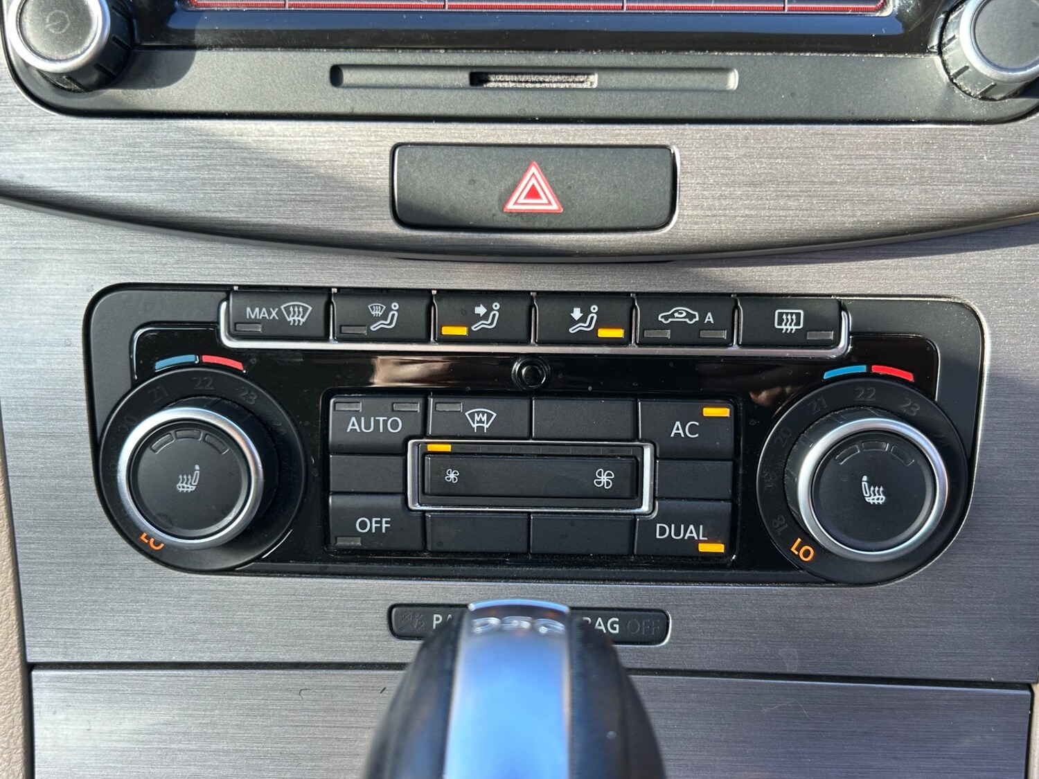 Used Volkswagen Passat 2011 for sale - 76205741: Photo 27