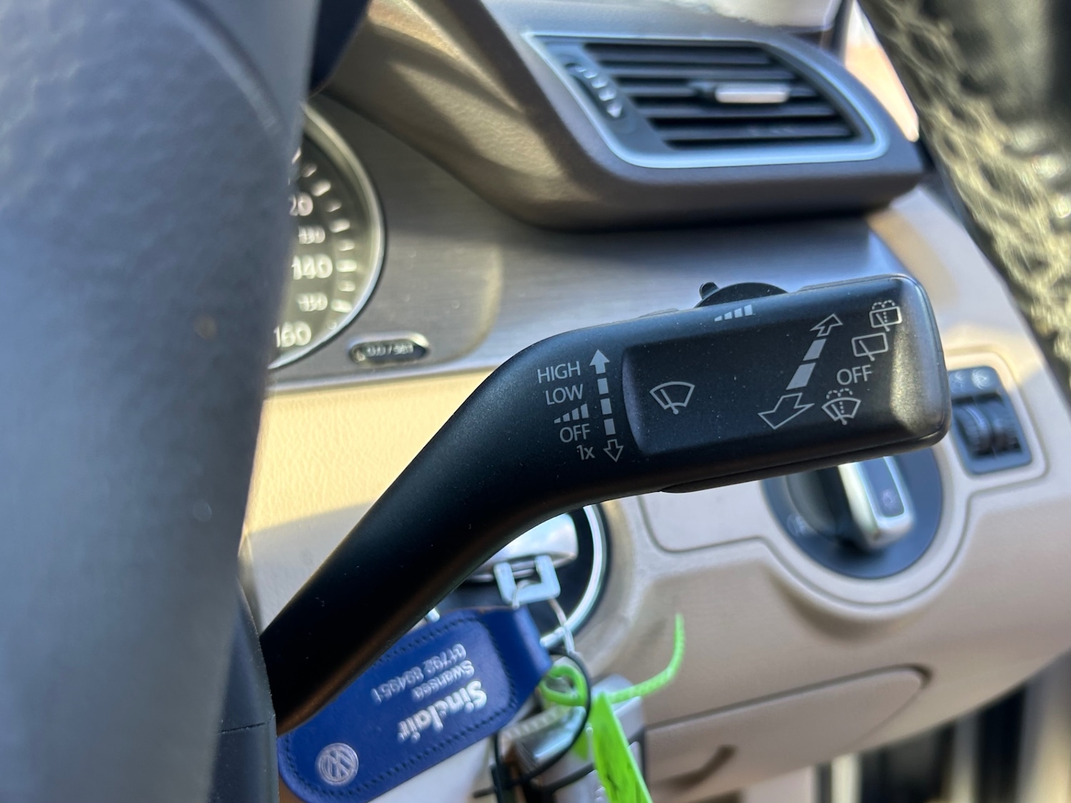 Used Volkswagen Passat 2011 for sale - 76205741: Photo 32