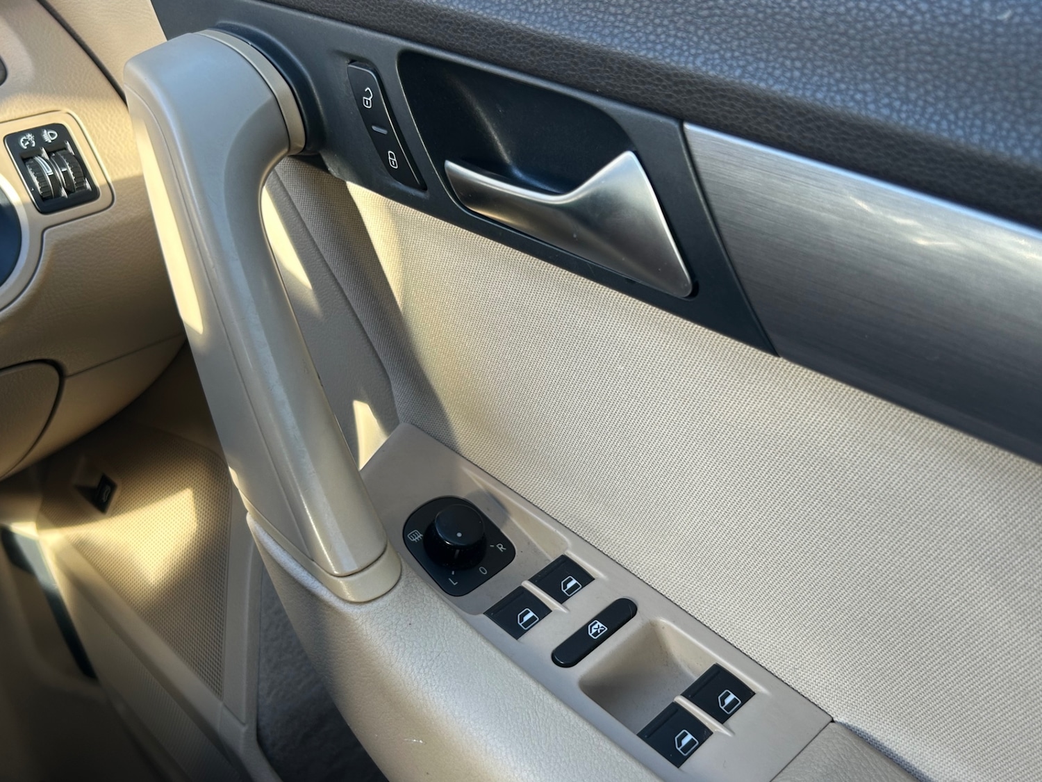 Used Volkswagen Passat 2011 for sale - 76205741: Photo 35