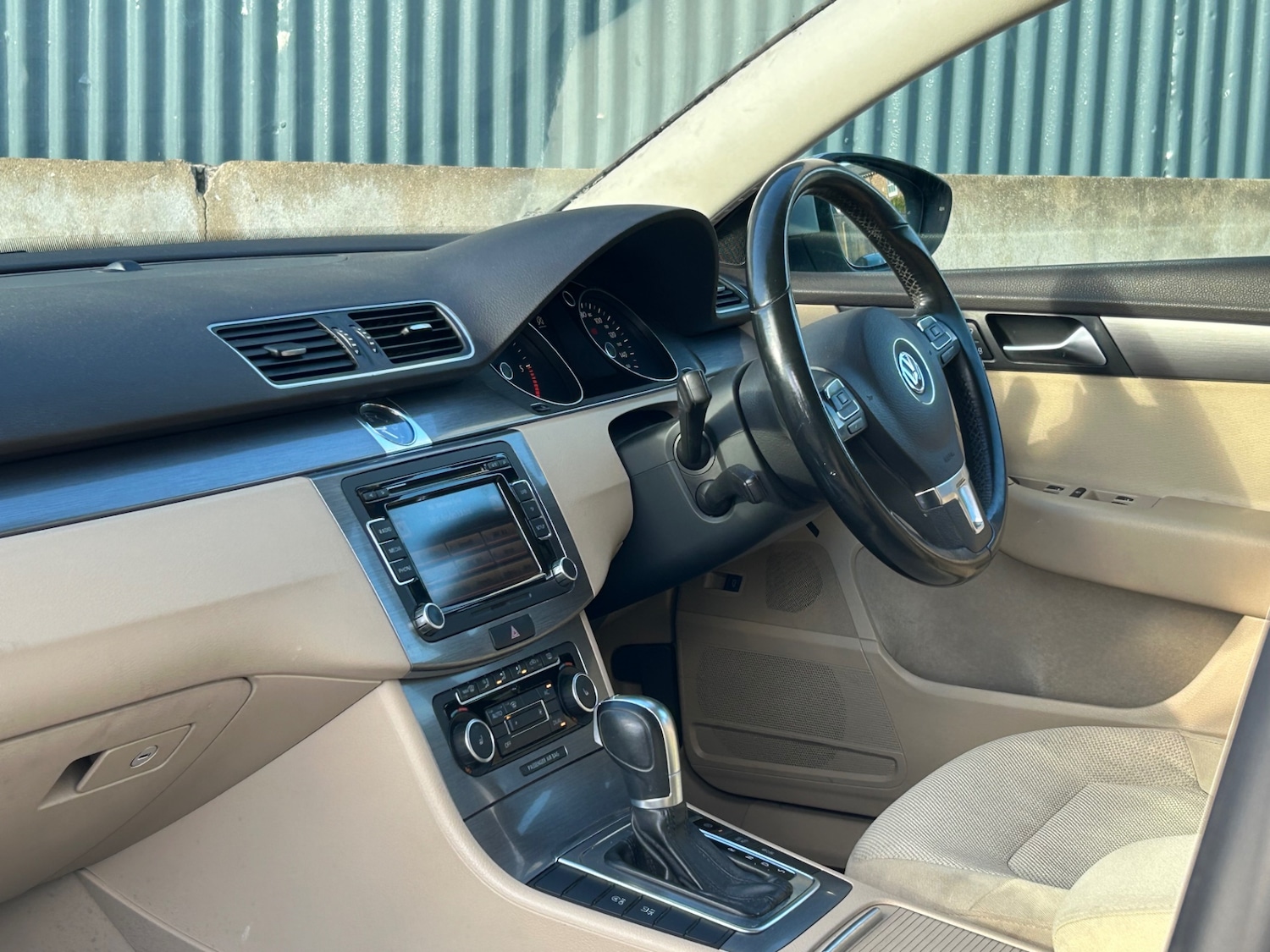 Used Volkswagen Passat 2011 for sale - 76205741: Photo 40