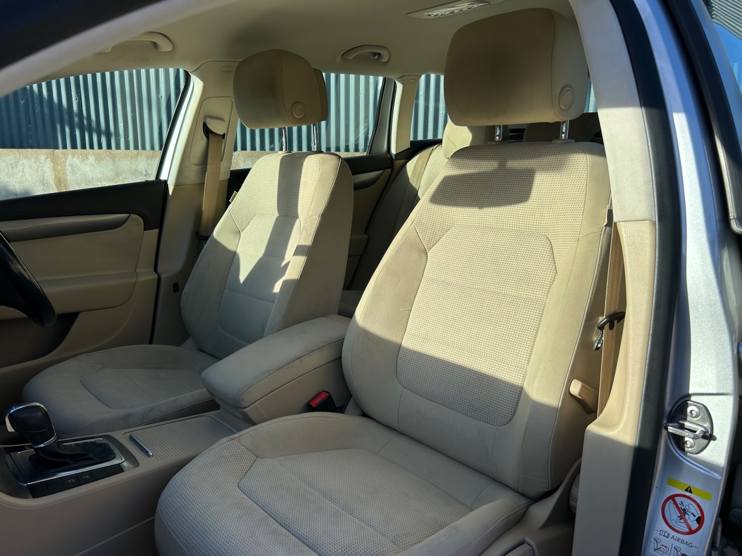 Used Volkswagen Passat 2011 for sale - 76205741: Photo 47