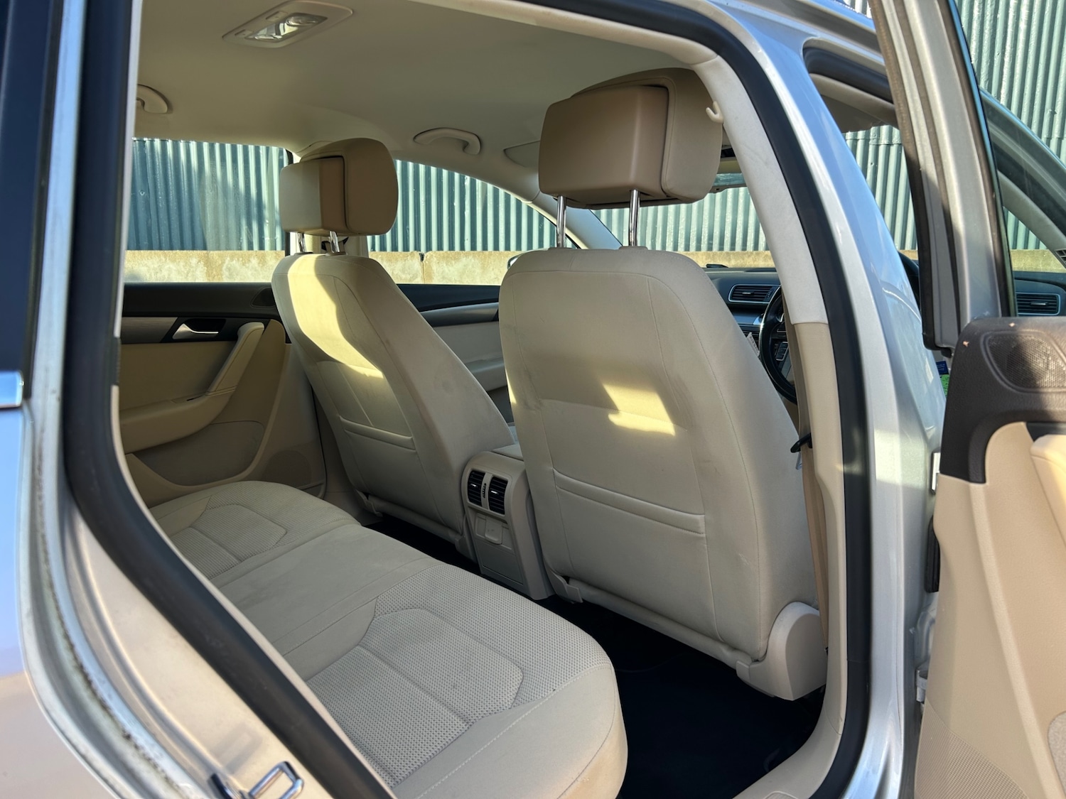 Used Volkswagen Passat 2011 for sale - 76205741: Photo 53