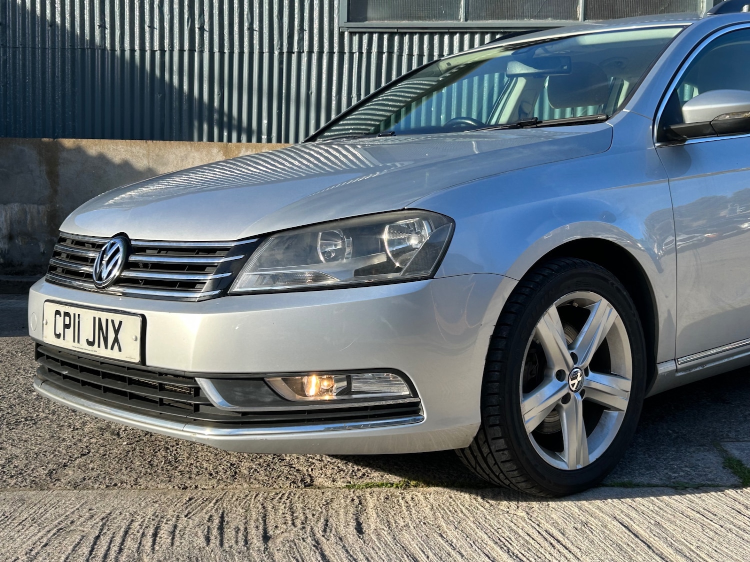 Used Volkswagen Passat 2011 for sale - 76205741: Photo 6