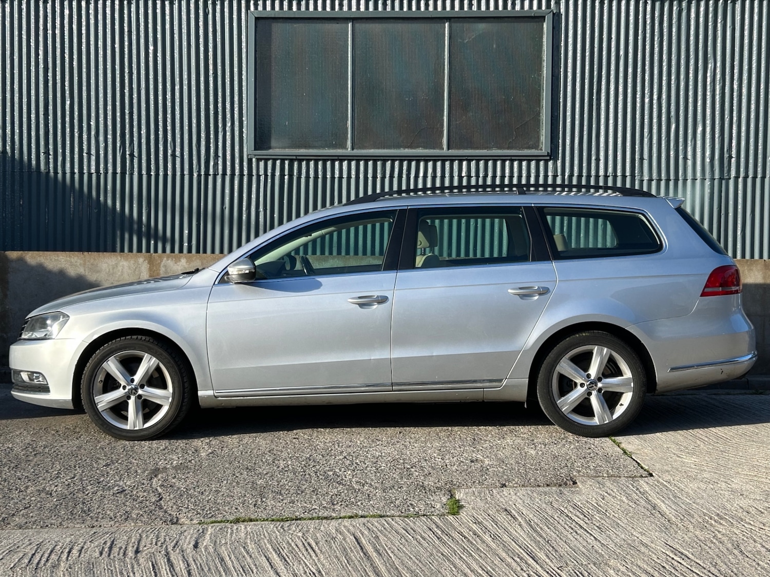 Used Volkswagen Passat 2011 for sale - 76205741: Photo 8