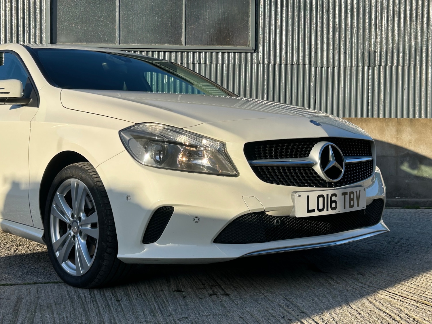 Used Mercedes-Benz A-Class 2016 for sale - 76625516: Photo 2