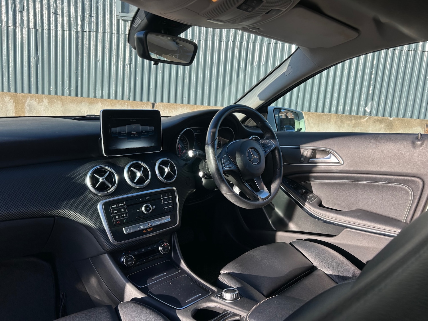 Used Mercedes-Benz A-Class 2016 for sale - 76625516: Photo 27