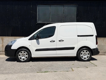 Used Peugeot Partner 2018 for sale - 79248495: Photo