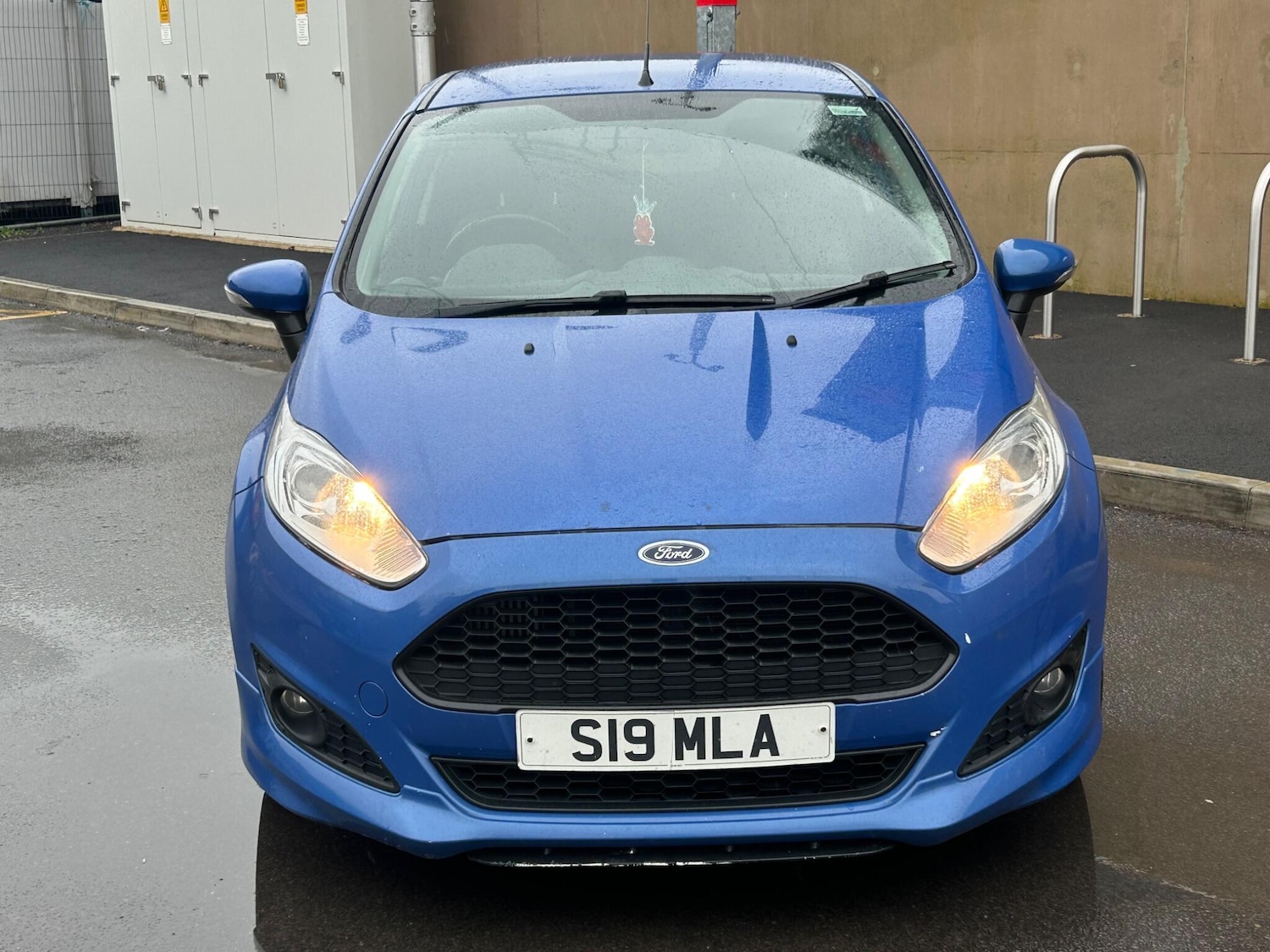 Used Ford Fiesta 2013 for sale - 77455049: Photo 2