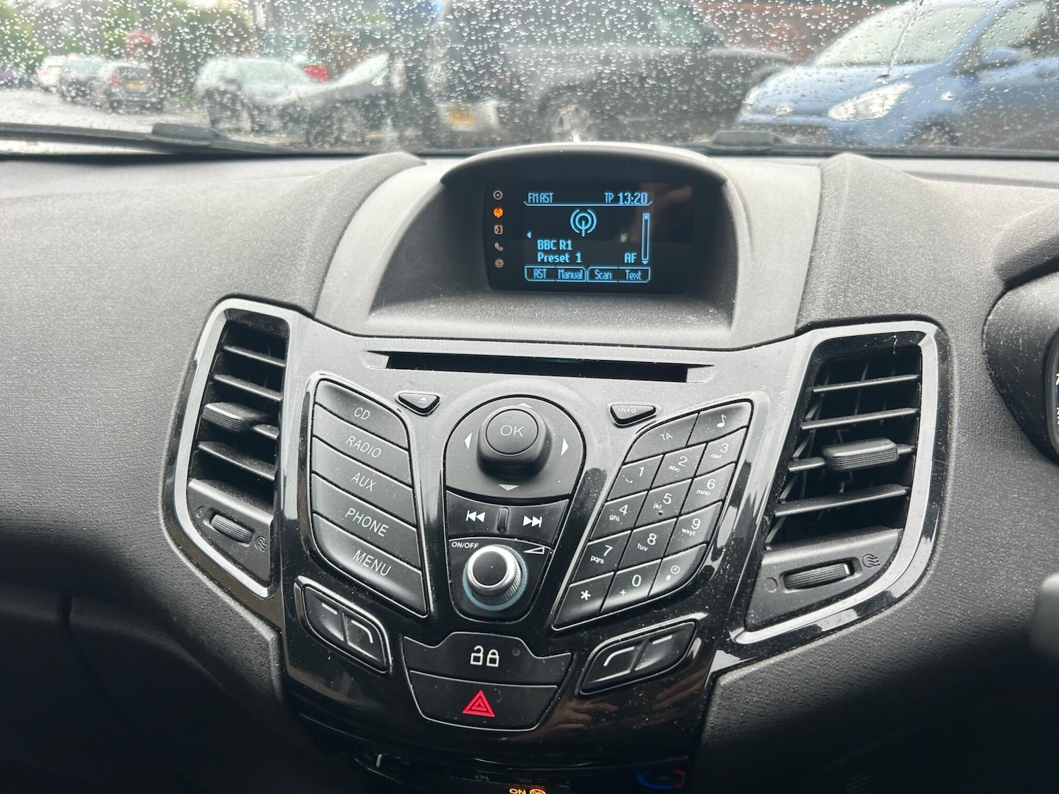 Used Ford Fiesta 2013 for sale - 77455049: Photo 8