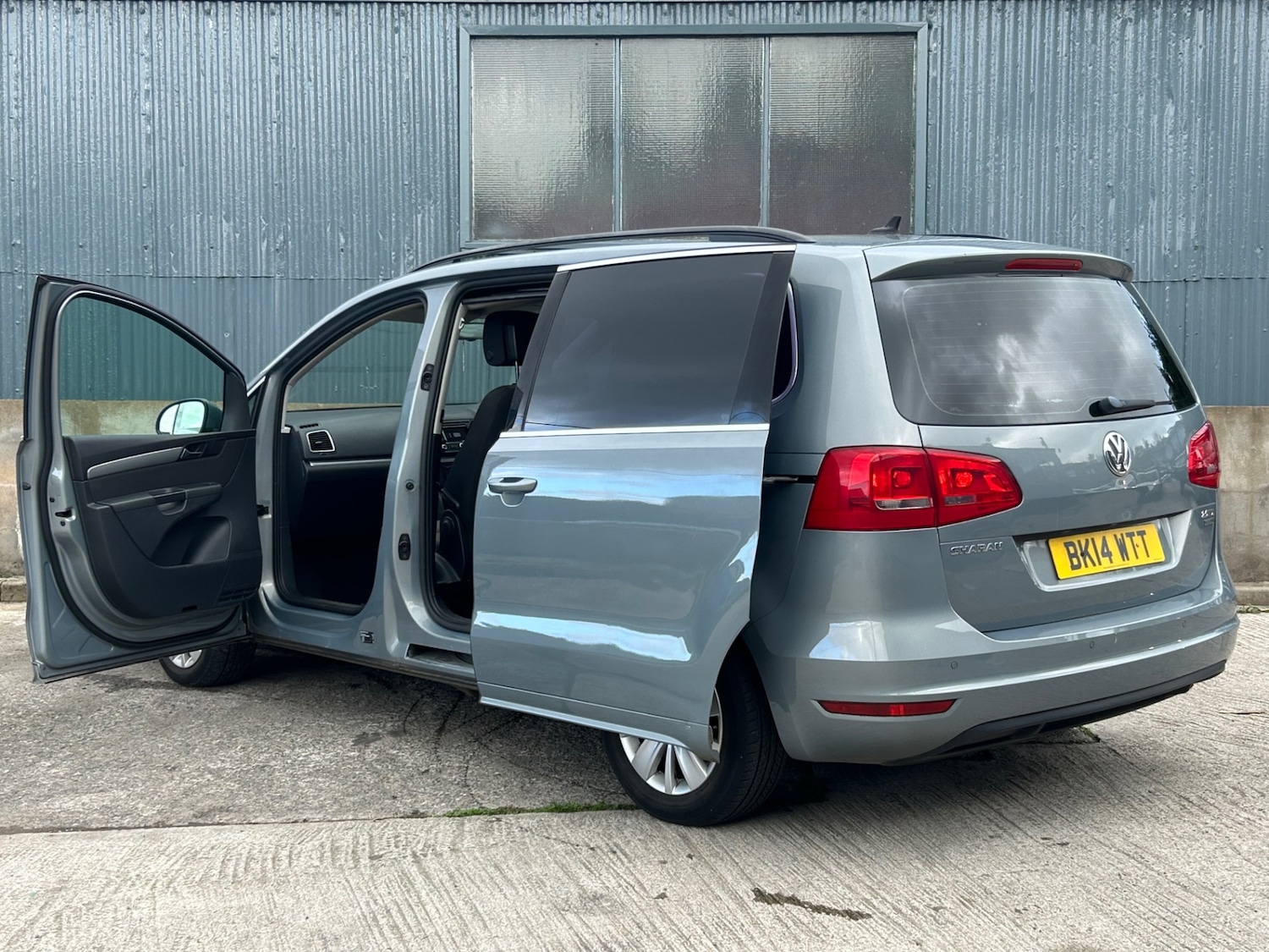 Used Volkswagen Sharan 2014 for sale - 76382805: Photo 10