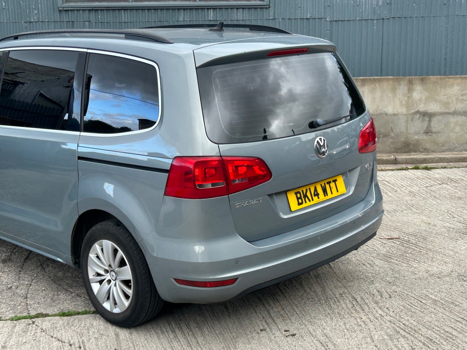 Used Volkswagen Sharan 2014 for sale - 76382805: Photo 12
