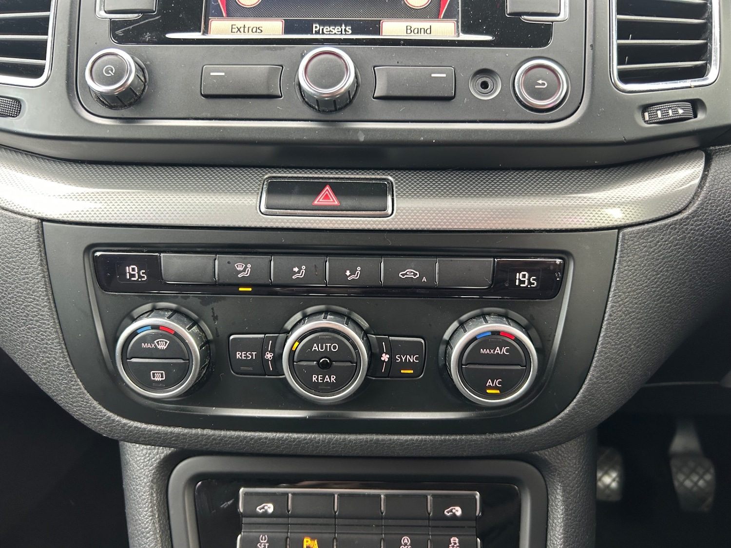 Used Volkswagen Sharan 2014 for sale - 76382805: Photo 27