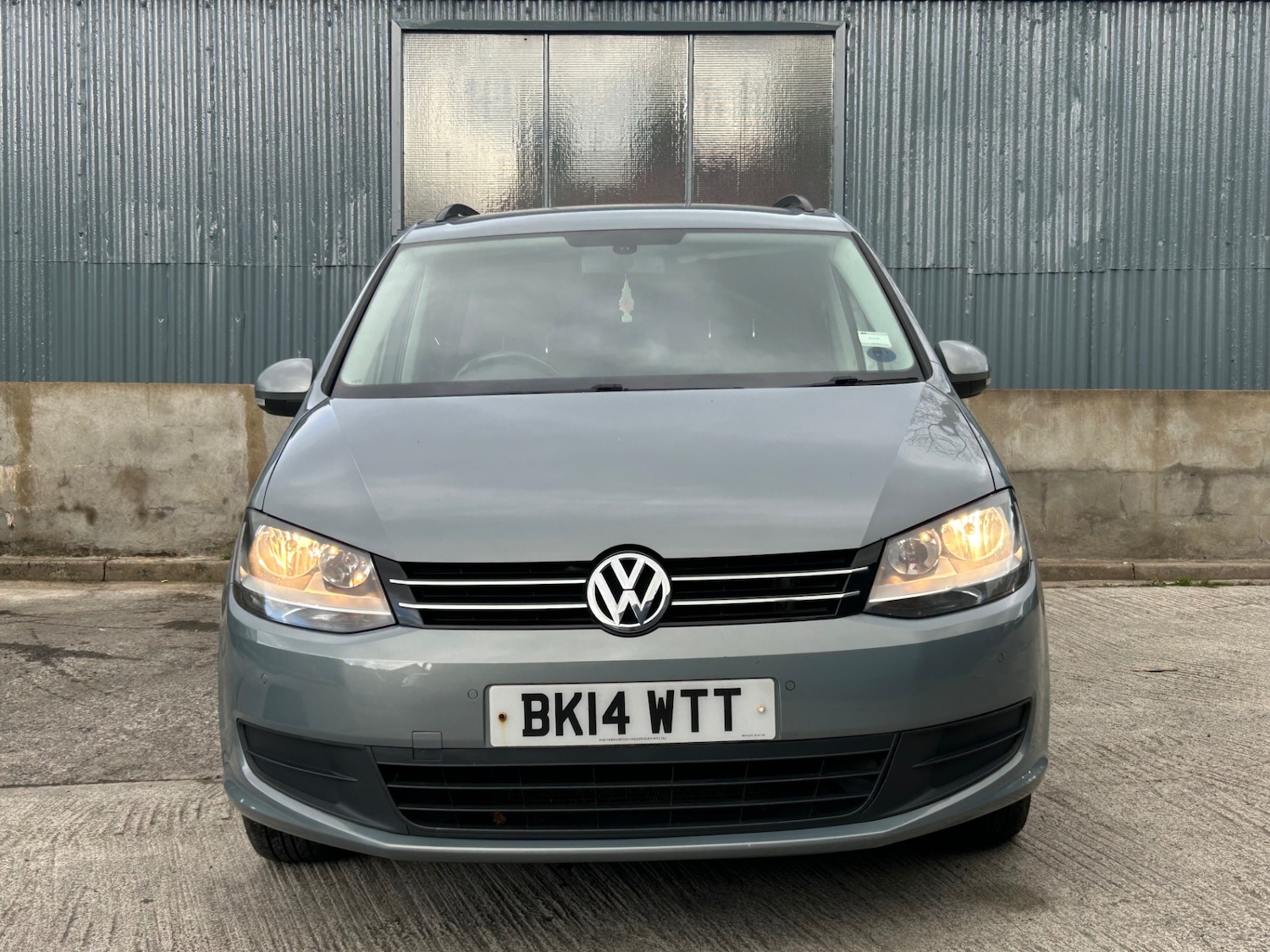 Used Volkswagen Sharan 2014 for sale - 76382805: Photo 3