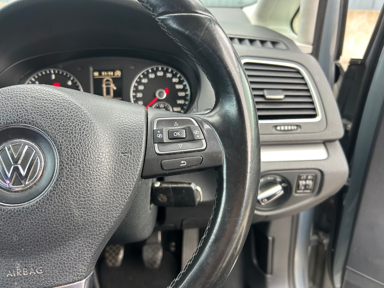 Used Volkswagen Sharan 2014 for sale - 76382805: Photo 31