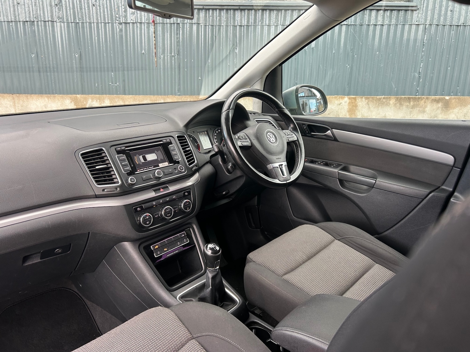 Used Volkswagen Sharan 2014 for sale - 76382805: Photo 37