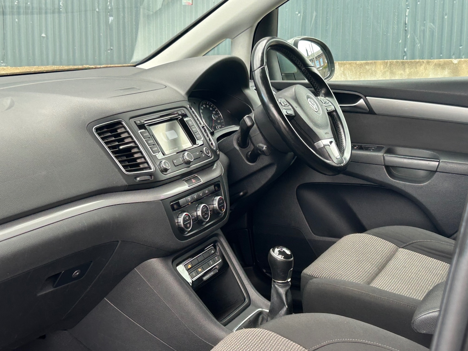 Used Volkswagen Sharan 2014 for sale - 76382805: Photo 38